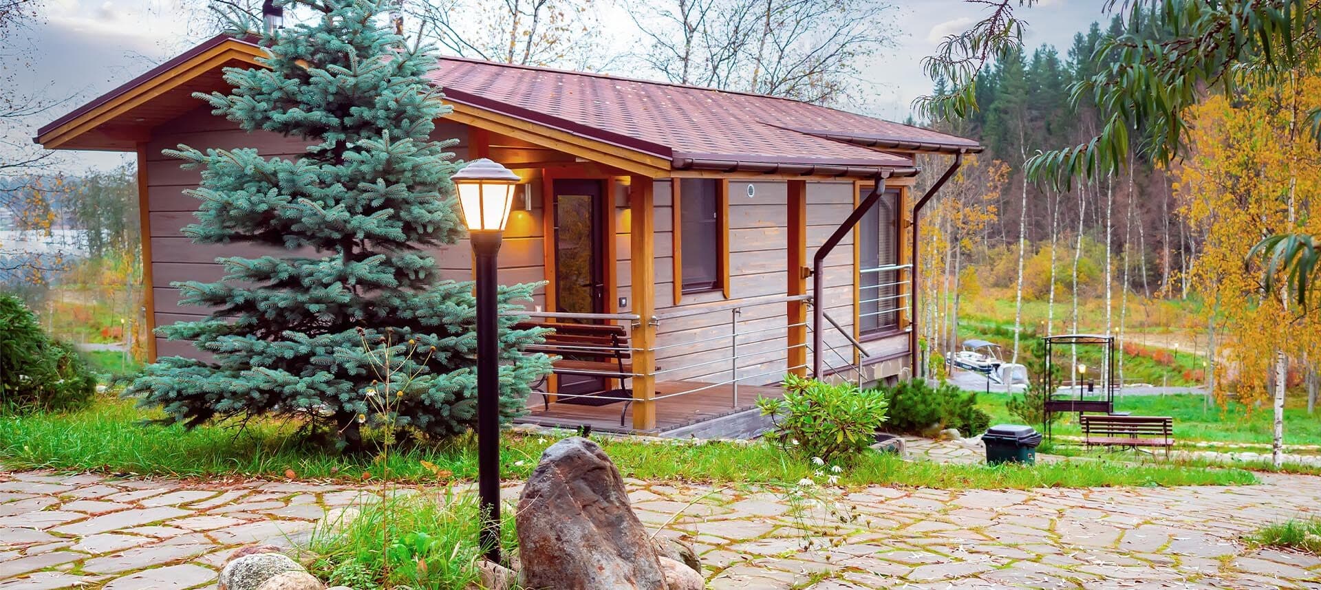 <strong>Holiday Cottages</strong>